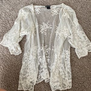 Sheer lace detail kimono